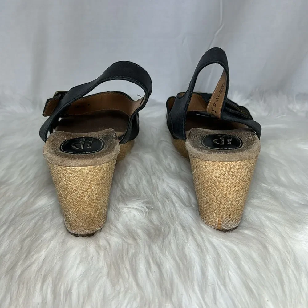 Clarks Artisan Caslynn HARP Wedge Sandals‎ Sz 8
